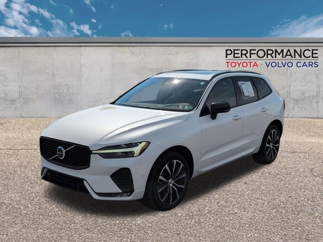 2023 Volvo XC60 Plus Dark Theme AWD photo