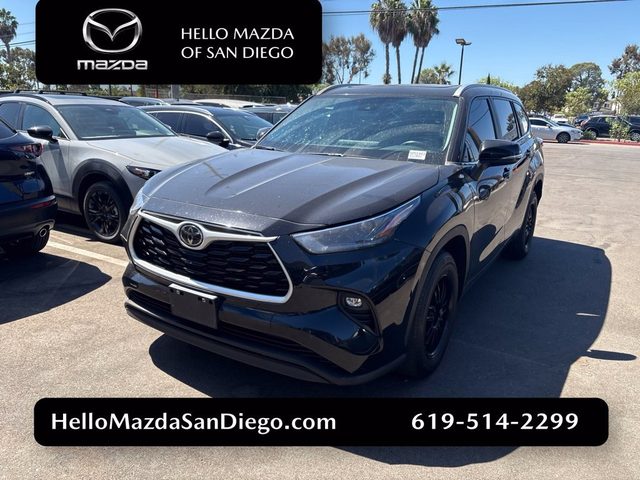 2023 Toyota Highlander XLE FWD photo