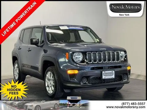 2023 Jeep Renegade Latitude 4WD photo