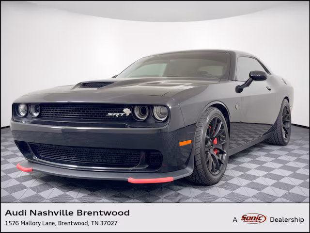 2015 Dodge Challenger SRT Hellcat RWD photo