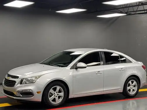 2015 Chevrolet Cruze LT FWD photo