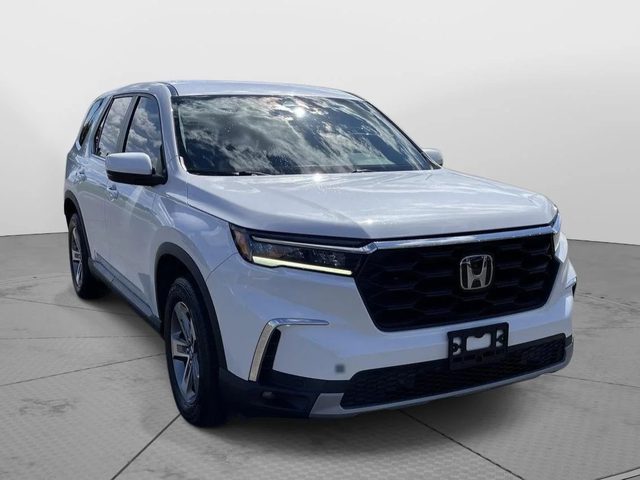 2023 Honda Pilot EX-L 7 Passenger AWD photo
