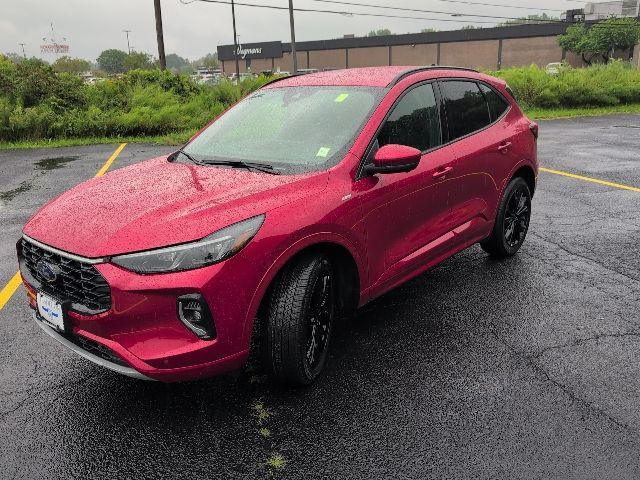 2023 Ford Escape ST-Line Elite AWD photo