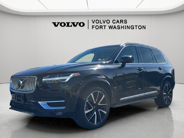 2023 Volvo XC90 Plus AWD photo