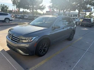 2023 Volkswagen Tiguan SE FWD photo