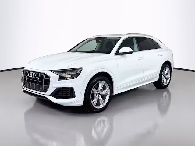 2023 Audi Q8 Premium AWD photo
