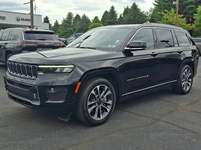 2023 Jeep Grand Cherokee L Overland 4WD photo