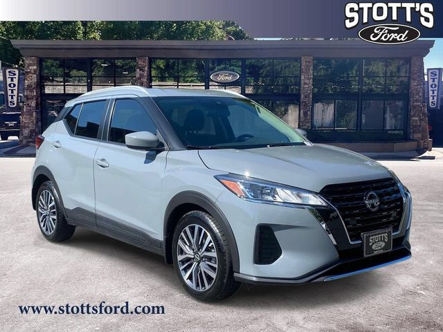 2023 Nissan Kicks SV FWD photo