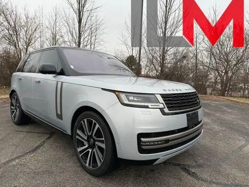 2023 Land Rover Range Rover SE AWD photo
