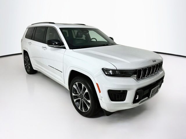 2023 Jeep Grand Cherokee L Overland 4WD photo