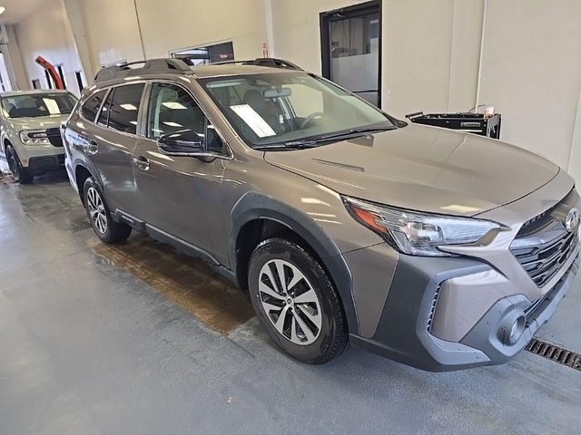 2023 Subaru Outback Premium AWD photo