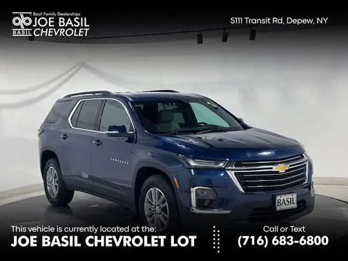 2023 Chevrolet Traverse LT Leather AWD photo