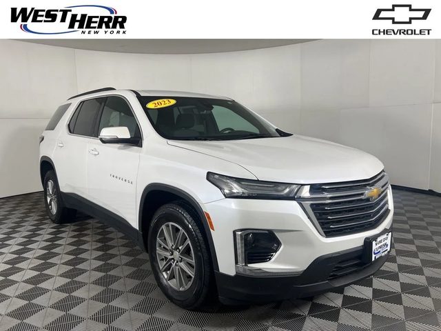 2023 Chevrolet Traverse LT Cloth AWD photo