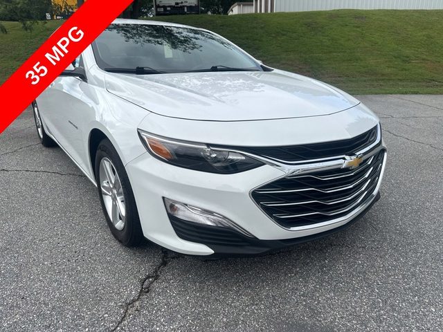 2023 Chevrolet Malibu LS FWD photo