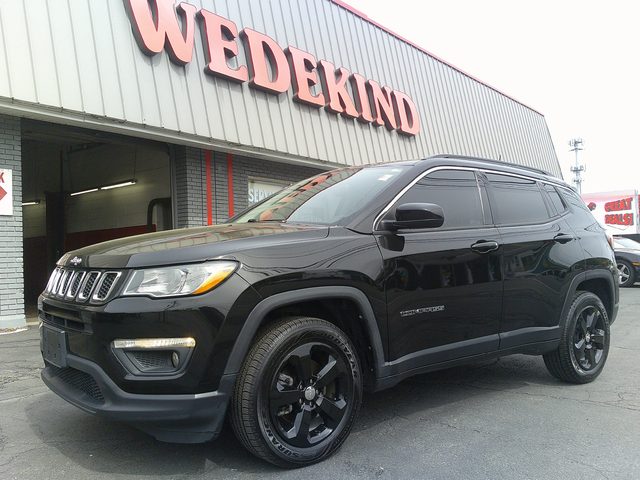 2023 Jeep Compass Limited 4WD photo