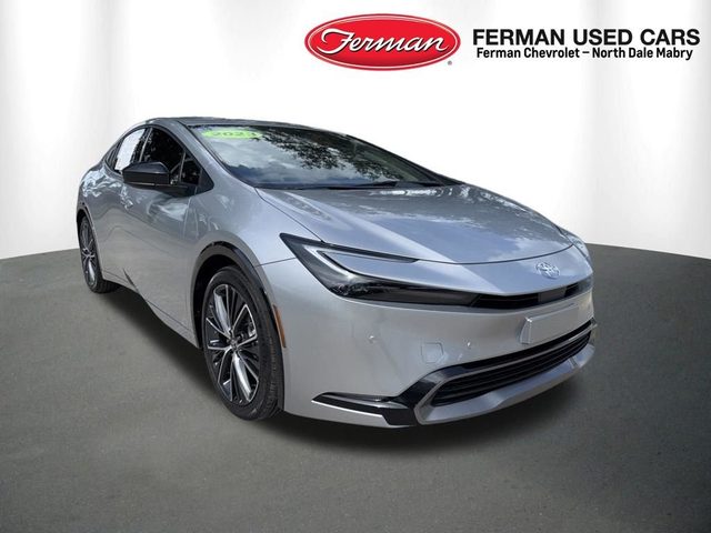 2023 Toyota Prius XLE FWD photo