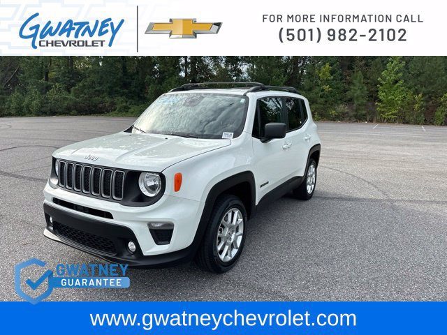 2022 Jeep Renegade Latitude 4WD photo