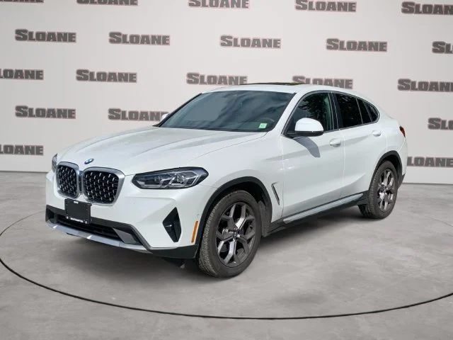 2023 BMW X4 xDrive30i AWD photo