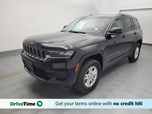 2023 Jeep Grand Cherokee Laredo 4WD photo