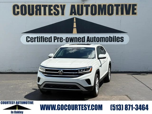 2023 Volkswagen Atlas Cross Sport 3.6L V6 SE w/Technology AWD photo