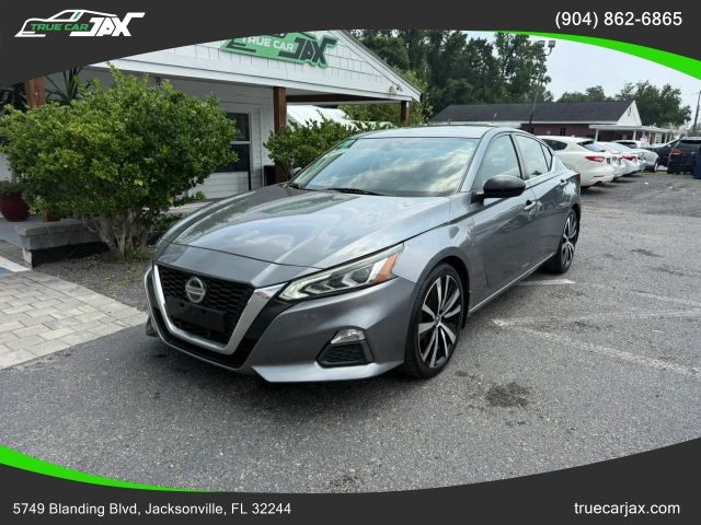 2020 Nissan Altima 2.5 SR FWD photo
