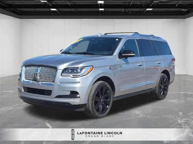 2023 Lincoln Navigator Reserve 4WD photo