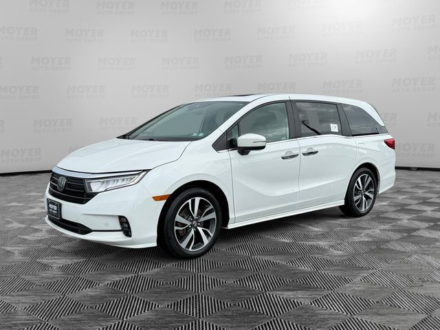 2023 Honda Odyssey Touring FWD photo