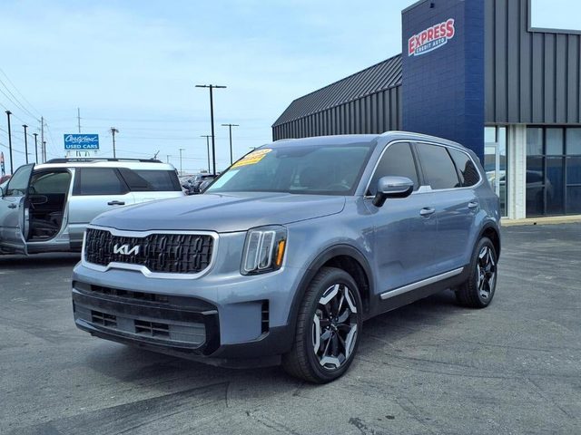2023 Kia Telluride EX FWD photo