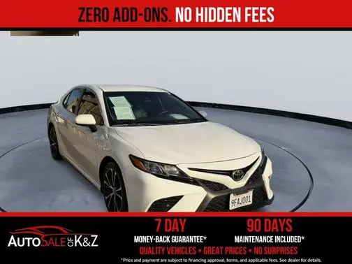 2020 Toyota Camry SE FWD photo