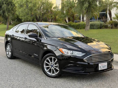 2017 Ford Fusion Hybrid S FWD photo