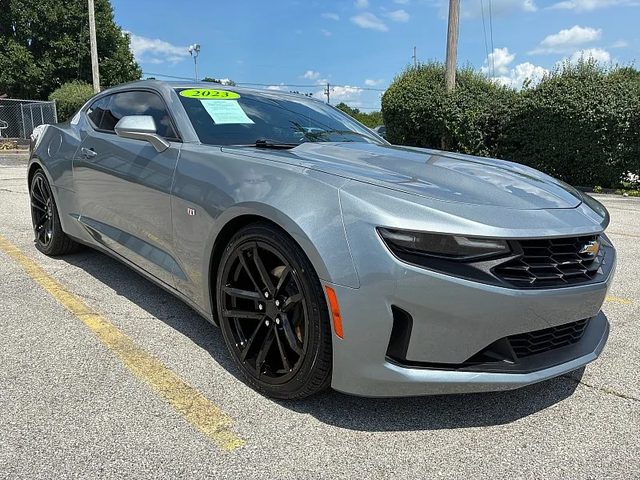 2023 Chevrolet Camaro 1LT RWD photo