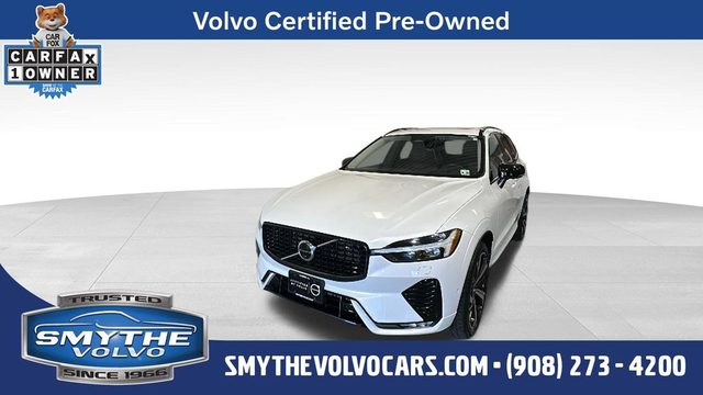 2023 Volvo XC60 Ultimate Dark Theme AWD photo