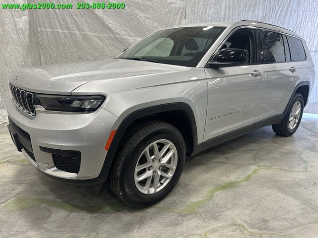 2023 Jeep Grand Cherokee L Laredo 4WD photo