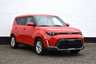 2023 Kia Soul S FWD photo