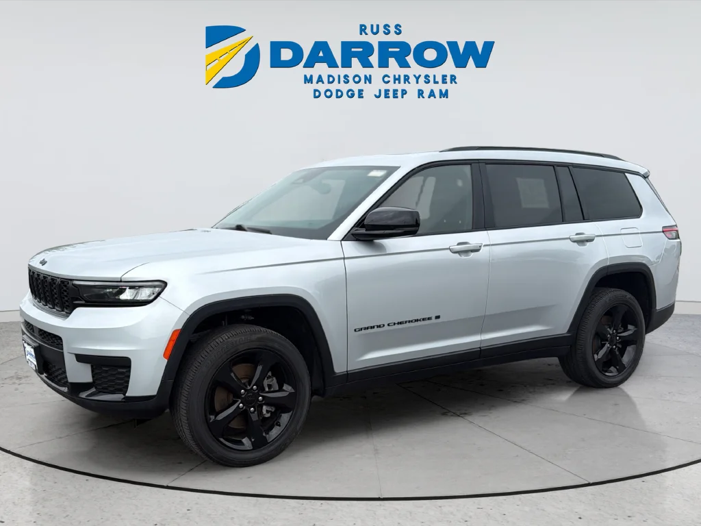 2023 Jeep Grand Cherokee L Altitude 4WD photo