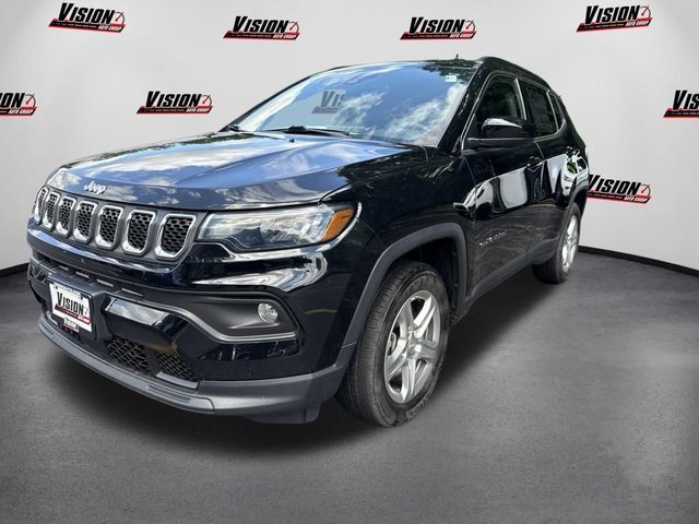 2023 Jeep Compass Latitude 4WD photo