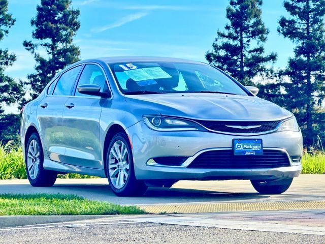 2015 Chrysler 200 Limited FWD photo