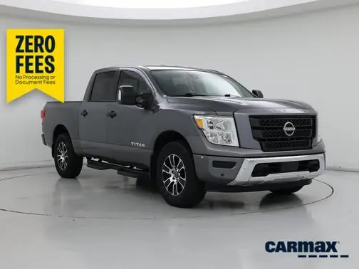 2023 Nissan Titan SV 4WD photo