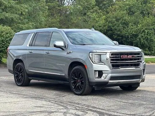 2023 GMC Yukon XL SLT 4WD photo