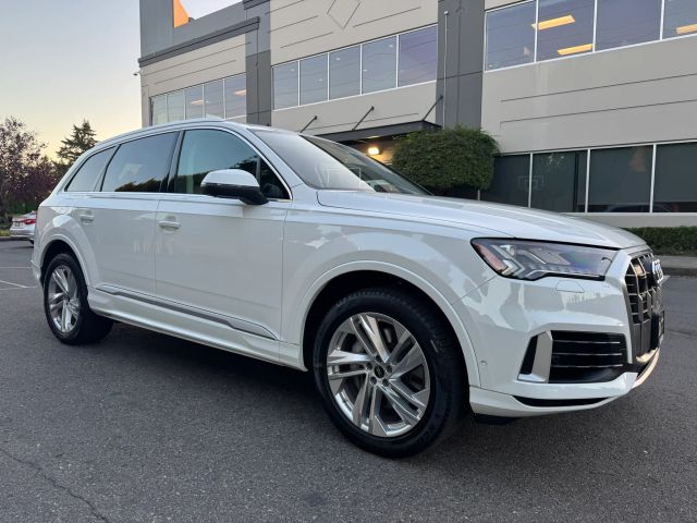 2023 Audi Q7 Premium AWD photo