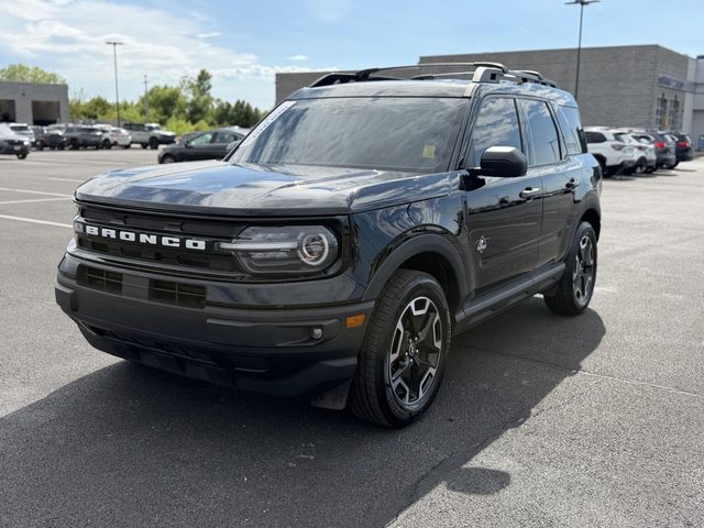 2023 Ford Bronco Sport Outer Banks 4WD photo