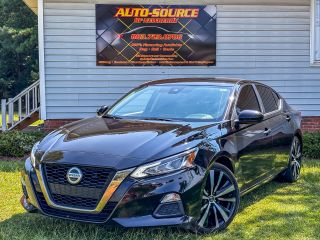 2022 Nissan Altima 2.5 SR FWD photo