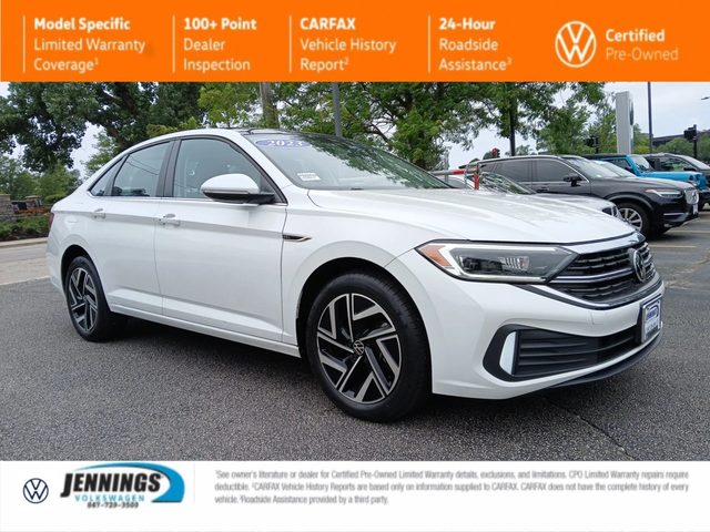 2023 Volkswagen Jetta SEL FWD photo