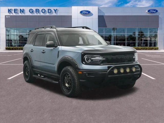 2023 Ford Bronco Sport Outer Banks 4WD photo
