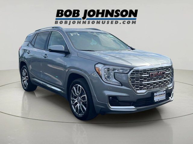 2023 GMC Terrain Denali AWD photo