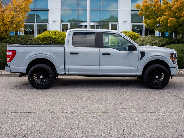 2023 Ford F-150 XL RWD photo