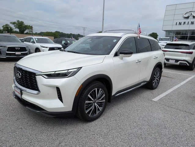 2023 Infiniti QX60 SENSORY AWD photo