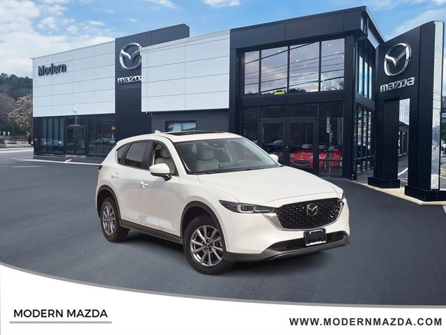 2023 Mazda CX-5 2.5 S Preferred Package AWD photo