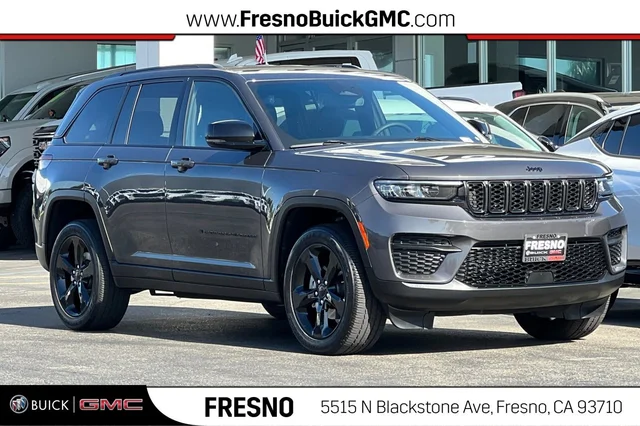 2023 Jeep Grand Cherokee Altitude 4WD photo