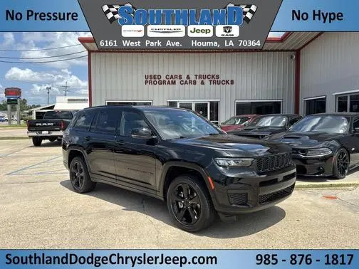 2023 Jeep Grand Cherokee L Altitude RWD photo